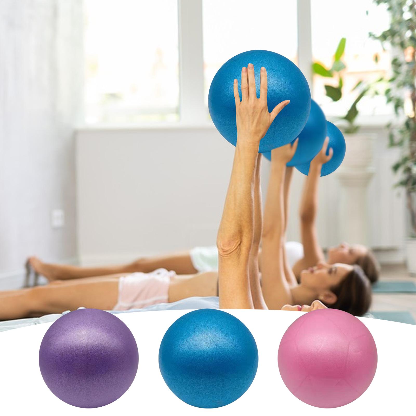 Pilates Ball Mini - 15CMインフレータブル室内ヨガボールフィットネスPVCピラティスエクササイズジムボールバランス安定性アンチバーストエクササイズボール（太もも・脚用）