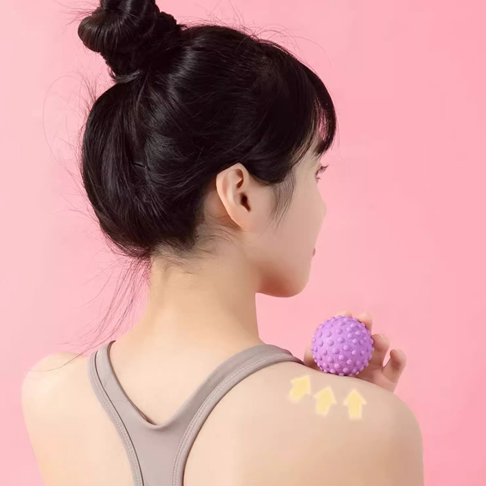 筋膜ボール 足底筋膜リラクゼーション マッサージボール ヨガ - Pilates Ball Mini のレビューと価格